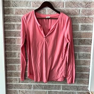 Women’s long sleeve shirt